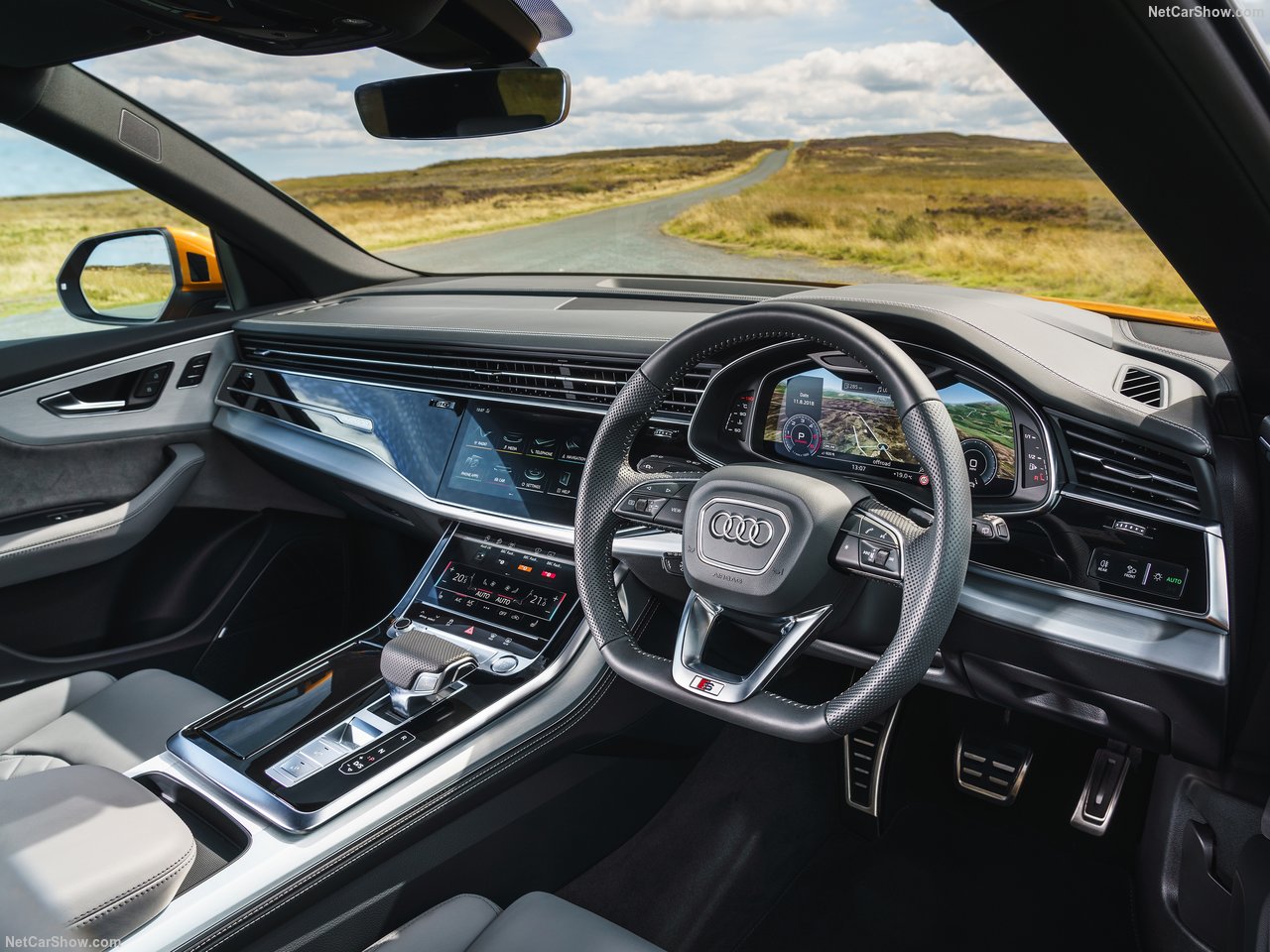 Audi-Q8_UK-Version-2019-1280-46.jpg