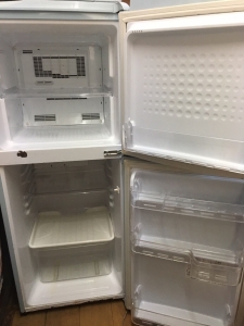 冷蔵庫空っぽ