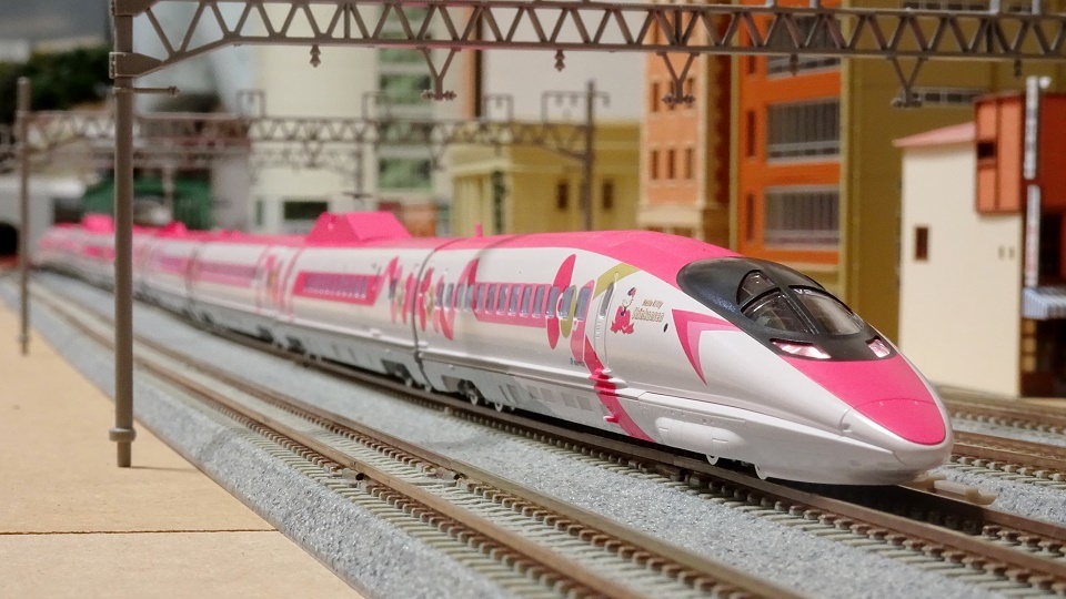鉄道模型】JR 500-7000系 ハローキティ新幹線に室内灯 - ビスタ模型 