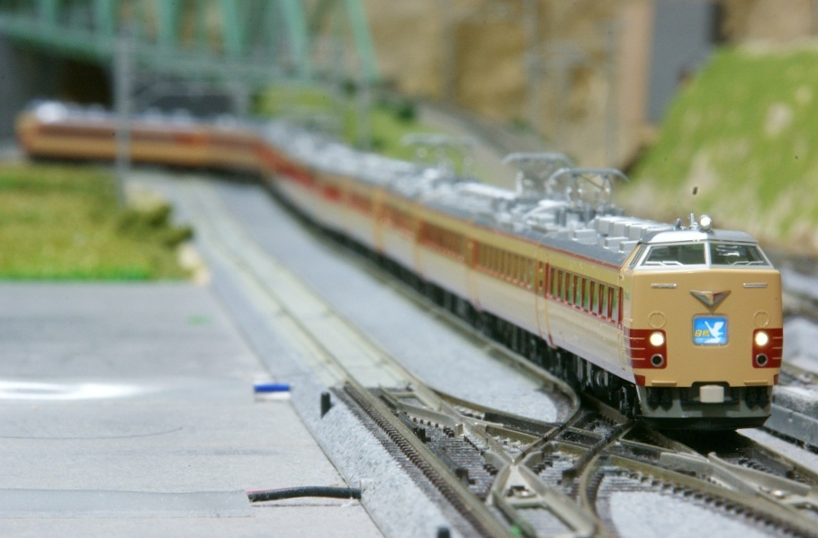 485系300番台入線記念 『白鳥』『日本海』すれ違い運転 - ビスタ模型鉄道（エヌゲージ日記）