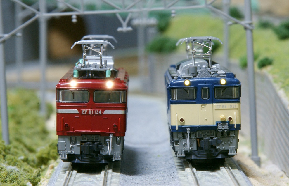 【鉄道模型】EF81 JR東日本色（双頭連結器付） - ビスタ模型鉄道（エヌゲージ日記）