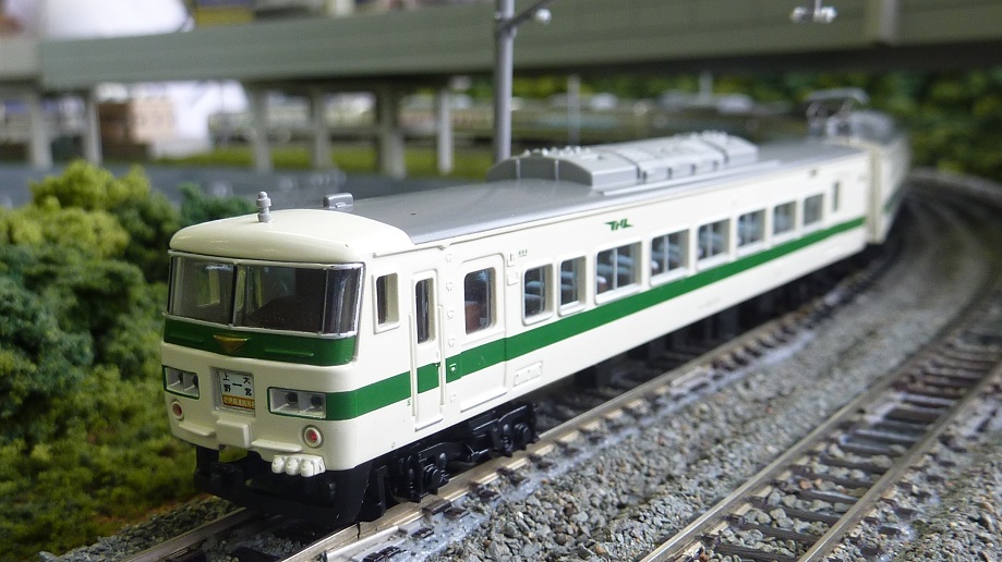 鉄道模型】国鉄185系200番台 新幹線リレー号 - ビスタ模型鉄道 