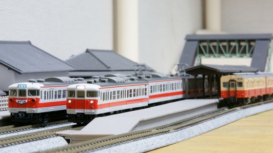 TOMIX 113 2000系 関西線快速色 入線 - ビスタ模型鉄道(エヌゲージ日記)